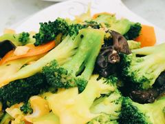 -天云活海鲜家菜馆·海鲜大咖(栈桥店)