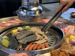 -哈哈碳都·牛肋条无限自助烤肉(台江万达店)