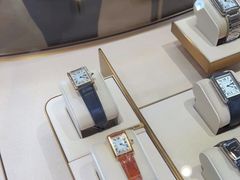 -卡地亚(杭州大厦精品店)