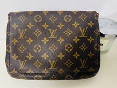 -聚云奢二手奢侈品黄金手表包包回收·中古店(三里屯总店)