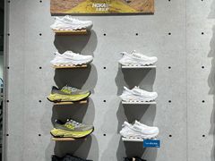 -HOKA(北京蓝色港湾店)