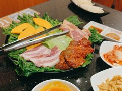 -木槿花韩式炭烤·熟成肉工坊(孙文东路店)