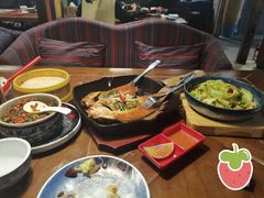 -雀舞云南菜(天津天河城购物中心店)