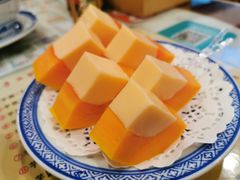 木瓜奶冻-广信牛奶甜品世家(台东店)