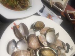 -马路边上·小海鲜烧烤(八一路店)