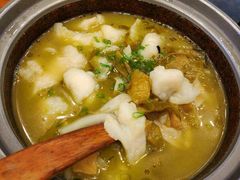 -周鱼小馆石锅酸菜鱼(活力汇店)