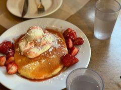 -Pancakes on the rocks(Darling Harbour)