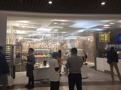 -奈雪的茶(市百一店)