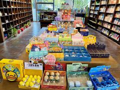-新华书店白鹿书肆(市府路店)