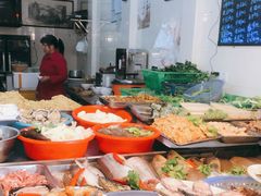 自助取餐区-老三鱼仔店
