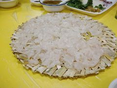 -官塘陈记鱼生·潮汕砂锅粥·牛肉火锅(潮枫路总店)