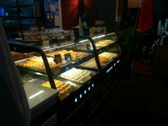 面包甜点陈列柜-广式蛋挞王·蛋糕定制(城中万达店)