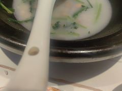 -阿瓦山寨·湘菜现炒·剁椒鱼头王(咸阳总店)