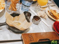 -必胜客(大观天地店)