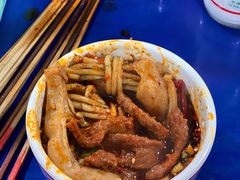 折耳根-牛华周记麻辣烫起源店