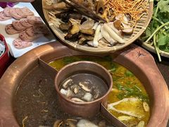-滇釜火锅·能喝汤的火锅(车公庄店)
