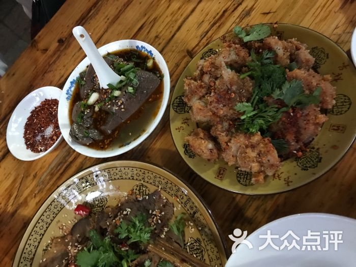 芳芳跷脚牛肉(百年老店)粉蒸牛肉图片 