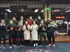 -健龙森俱乐部·游泳·健身·羽毛球综合体育馆