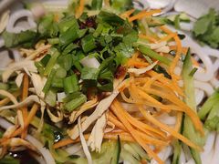 鸡丝凉米线-宣威山野人家·云南菜·菌火锅(金碧店)