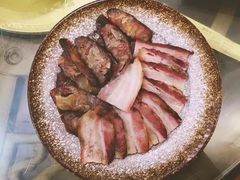 -石磨豆花家常菜·牦牛排土火锅
