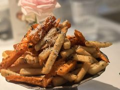 -春树下·树屋花房西餐厅(罍街AS1980店)