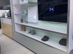 -小鹏汽车(上海静安大融城店)