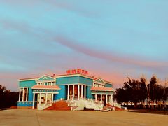 -布尔津河堤夜市