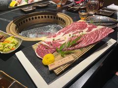 -山川小町·极番烧肉(新地假日广场店)