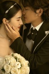 -挪娅婚纱摄影皇家会所