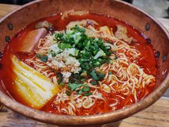 -成都你六姐·牛肉冒菜(上海环宇荟店)