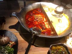 台式麻辣锅-湊湊火锅·茶憩(杭州湖滨银泰in77店)