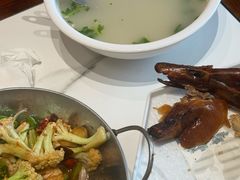 -梅利汴京烤鸭•开封豫菜地标店(东大街店)
