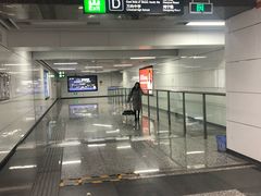 -盈丰路(地铁站)