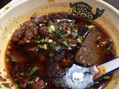 -杨三娘跷脚牛肉(羊子山西路店)