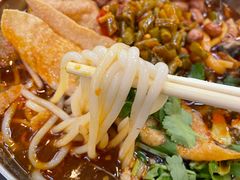 -红鼻子桂林米粉(金唐新光界店)