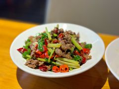 -霸气大叔干锅鸭头·龙虾烧烤·川菜·赛事直播(三里屯店)