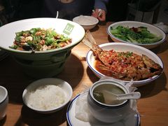 -费大厨辣椒炒肉(万家丽一店)