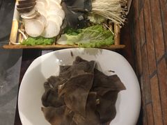 -高兴壹锅·潮汕鲜牛肉火锅(良乡梅花庄店)