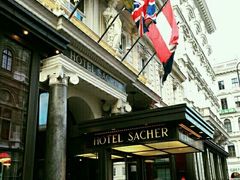 -Cafe Sacher(WIEN)