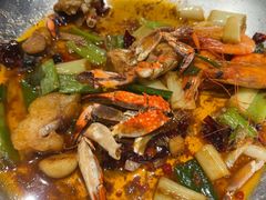 -七欣天香辣蟹火锅(上海银亿滨江店)