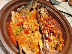 -鸣记脆皮烤鱼·海鲜烤鱼(亿合城店)