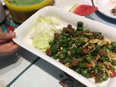 -楼兰古丽·新疆拌面·清真(华阳城店)