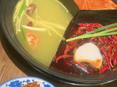 -巴卤社老火锅(财富店)