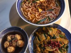 官渡小锅米线-留焕小吃·昆明非遗小吃品牌(文明街店)