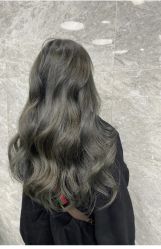 -变画·发型STUDIO