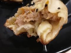 -小杨生煎(金山百联购物中心3楼店)