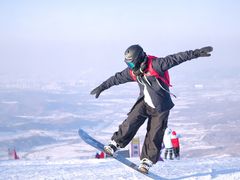 -中旅松花湖滑雪场
