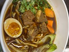 -康师傅私房牛肉面(申虹店)