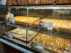 面包甜点陈列柜-清真全盛斋传统糕点(西羊市店)