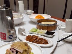 -梅利汴京烤鸭•开封豫菜地标店(东大街店)